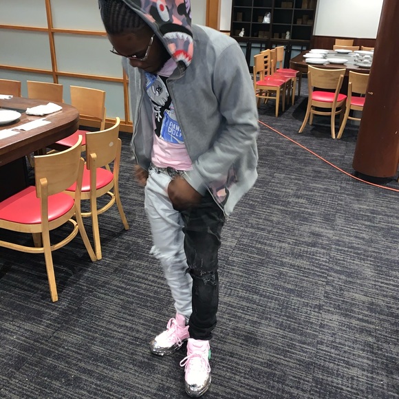 Meet your Posher, Khalil - Picture 13 of 16